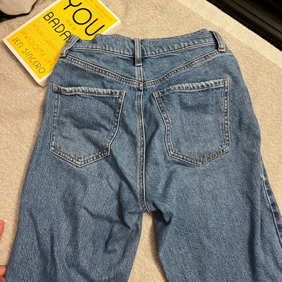 High Waisted DYNAMITE mom jeans - Picture 2 of 4